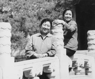 夏德鸿和张戎，摄于1978年。张戎最后一次见到母亲是在2018年。