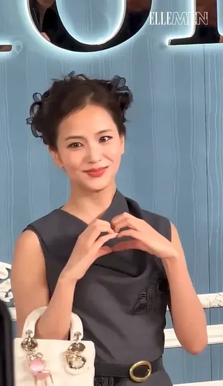 Jisoo昨天在香港出席Dior活動。翻攝IG@ellemenhk