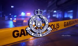 Brickfields district police chief Assistant Commissioner Hoo Chang Hook says police arrested eight people in a hotel raid linked to suspected drug activity following the death of a 31-year-old local man who was pronounced dead at Kuala Lumpur Hospital’s (HKL) Emergency Department after being taken from a hotel along Jalan Stesen Sentral. – NSTP file pic