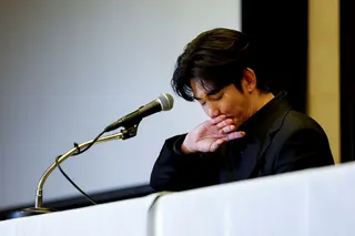 South Korean actor Kim Soo-hyun, embroiled in controversy over his relationship with actress Kim Sae-ron, who was found dead in February 2025, cries during a press conference in Seoul March 31, 2025. — Reuters pic