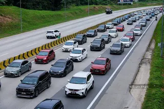 Slow-moving traffic was reported on major highways, including the Kuala Lumpur-Karak Expressway and North-South Expressway, as nearly 2.8 million vehicles were expected on the roads today. – NSTP file pic