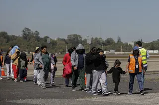 Netherlands moves ahead with plans for migrant ‘return hubs’ outside EU