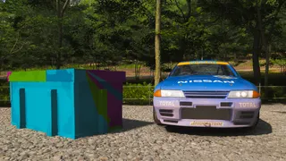 Forza Horizon 6 Ohtani Treasure Hunt: A car parked next to the Treasure Hunt chest in Kinkaku-Ji Temple.