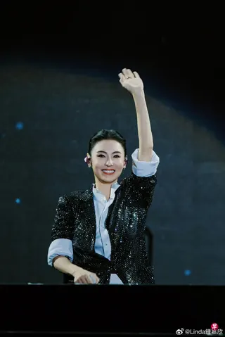 张柏芝宣布即将带着新作回归乐坛。 （取自锺嘉欣微博）