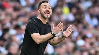 Roberto De Zerbi during a Tottenham game,