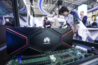 People visit the exhibition area of Huawei at the 10th China-Russia Expo in Harbin, northeast China’s Heilongjiang province, on May 19. Photo: Xinhua