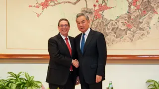 中共中央政治局委员、外交部长王毅当地时间周三在纽约会见古巴外长罗德里格斯。（图取自中国外交部官网）