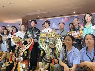 「潮盛新莊」今年活動以「聲音」為主題，吸引年輕族群走進老街，用耳朵感受新莊百年風華。(記者蔡琇惠攝)