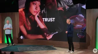Spotify 與 Netflix 首次聯手簽下單一創作者，金額傳上看一億美元