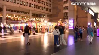 台鐵目前正與新光三越進行議約作業。（圖／資料圖）