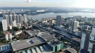 新加坡企业近年加快将生产线迁往一海之隔的柔佛州，图为马新经济特区。