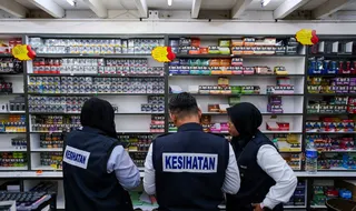 Compounds totalling RM49,800 have been issued for various offences in Penang, including failure to register smokingproducts with the Health Ministry and for promoting smoking products. - NSTP FILE PIC