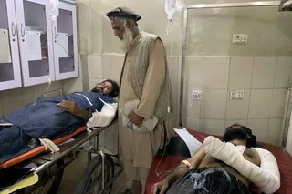 People who were injured in a traffic accident receive treatment at a hospital, in Jalalabad, Afghanistan, 30 May 2026. A vehicle rollover in Afghanistan's Laghman Province has claimed the lives of 18 people