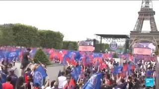 Paris hosts PSG parade after clashes marred Champions League win