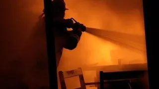 Hundreds left homeless by massive fire in Indonesian capital