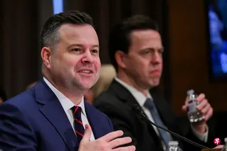 美国联邦住房金融局局长比尔·普尔特（Bill Pulte）被任命为代理国家情报总监。普尔特同时也是房利美和房地美两大抵押贷款巨头的负责人。 （路透社）