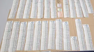 假借换钱在酒店抢劫 三嫌犯登机逃逸被及时拦阻