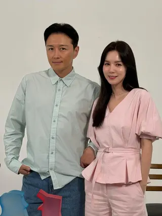 韓國女星朴詩恩與丈夫陳泰賢（진태현）結婚12年，罕見談及過往流產經歷與家庭現況。（圖／翻攝自IG @si_eun_0）