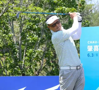 美津濃贊助選手謝東宏第一回合以68桿-4暫並列第四。Tpga／林聖凱攝