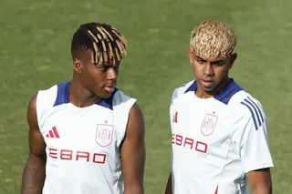 Players from Spain's National Soccer Team Lamine Yamal (R) and Nico Williams (L) attend the training session