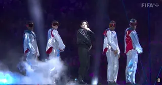 (圖/YT FIFA Jung Kook from BTS performs 'Dreamers' at FIFA World Cup opening ceremony)
