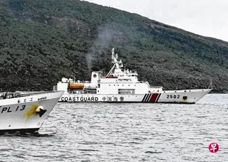 日本和菲律宾启动海域划界谈判，中国大陆海警星期一（6月1日）在台湾岛以东海域开展执法巡查。 （档案照片）