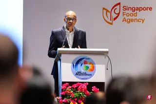 谈到新成立的饲料及原料技术研发中心时，普杰立说，作为创始合作伙伴，新加坡食品局将提供技术专长、行业网络和资源，以支中心发展并协助建立一系列行业项目。 （林明顺摄）