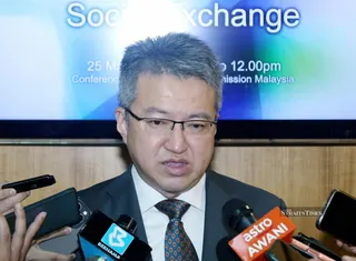 DAP’s Liew Chin Tong has warned Barisan Nasional against assuming that victory in the Johor election would translate into success in the next general election (GE16), amid tensions between the two unity government coalitions. - NSTP/EIZAIRI SHAMSUDIN