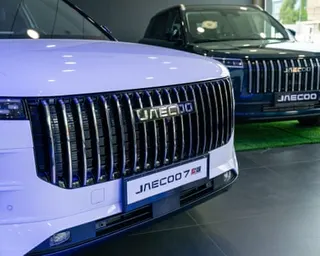 Two Jaecoo SUVs