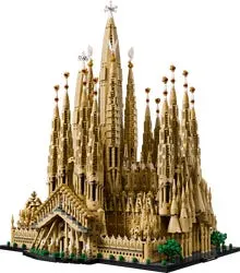 LEGO Architecture Sagrada Familia