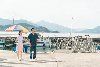 韓星李宰旭、辛叡恩主演的浪漫醫療韓劇《醫到孤島愛上你》開播後話題不斷。（圖／Disney+ 提供）