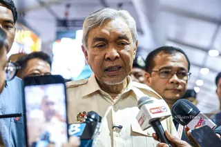 The meeting between Umno and Pas leaders last night did not involve the presidents of either party, says Umno president Datuk Seri Dr Ahmad Zahid Hamidi. - NSTP pic