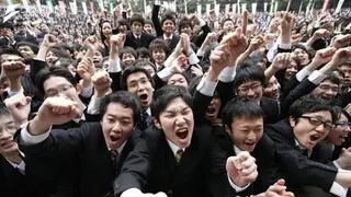 中國經濟放緩，最嚴重的問題就是如何消化每年750萬的高校畢業生，如果失業太高將引發政治與社會問題。（取自網路）