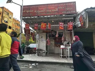 埃及政府在5月底查獲約1萬公斤腐敗肉品與非法屠宰肉類，埃及社群媒體開始流傳「查獲...