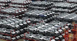 中國電動車接受國家補貼。大量傾銷歐洲國家。 圖：翻攝自 X @visegrad24