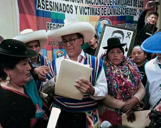 Roberto Sánchez wearing his trademark sombrero on the campaign trail