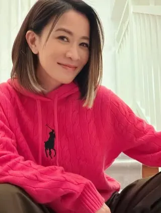 對於被指控聯手欺負人，佘詩曼坦言自己根本沒留意這些小道消息。（圖／翻攝自佘詩曼IG）