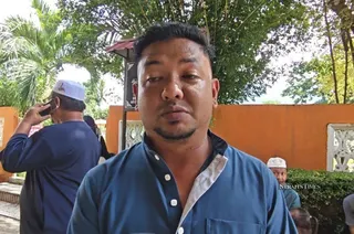 brahim Ghazali, 39, said his son, Iskandar Affan Ibrahim, had spent his final day singing birthday songs and presenting him with a gift before the tragedy struck in Kampung Baru Pinang Tunggal here yesterday. STR/ZULIATY ZULKIFFLI