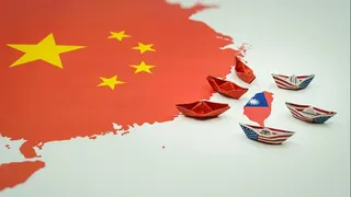 《彭博社》8 日引述最新研究指出，若美國與中國因台灣問題爆發軍事衝突，歐盟恐成為全球主要受害者之一。 圖:翻攝自X帳號@En_chinaNewsX