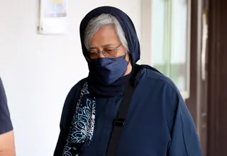The High Court today ordered the return of the passport of Asnida Daim, daughter of the late former finance minister Tun Daim Zainuddin, within seven days. - NSTP/HAIRUL ANUAR RAHIM