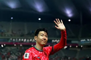 FILE PHOTO: Soccer Football - World Cup - AFC Qualifiers - Group B - South Korea v Kuwait - Seoul World Cup Stadium, Seoul, South Korea - June 10, 2025 South Korea's Son Heung Min waves to the fans after the match REUTERS/Kim Soo-Hyeon/File Photo