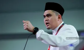 Umno Youth chief Datuk Dr Muhamad Akmal Saleh has filed a judicial review to challenge the Attorney-General’s decision to criminally charge him over a Facebook post that allegedly caused public fear last year.-FILE PIC