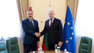 Turkish foreign minister meets with Bulgarian prime minister in Sofia
