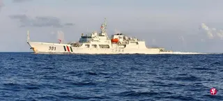 中国大陆公务船6月11日首次进入太平岛禁止水域。台湾海巡署当天上午侦得大陆籍“三沙执法301““三沙2号”船只，接近太平岛水域，随后进入太平岛北方2.1海里（3.9公里）禁止水域，历时约15分钟。 （取自台湾海巡署网站）