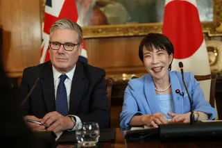 UK Prime Minister Keir Starmer and Japanese Prime Minister Sanae Takaichi attend a meeting at 10 Downing Street in London, on Sunday. Photo: dpa