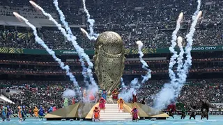 烟火与歌声点亮阿兹特克体育场 世界杯正式揭幕