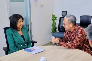 Fahmi says he hopes Nallini will continue to champion responsible media freedom and strengthen journalistic ethics. – Source: Fahmi Fadzil Facebook