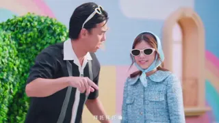 周杰伦的大女儿小周周（右）也惊喜亮相。（互联网）