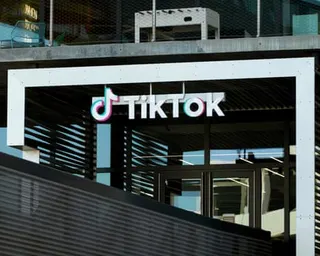a sign on a building says 'tiktok'