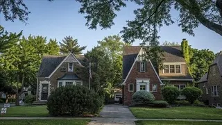 US housing starts unexpectedly plunge 15.4% in May